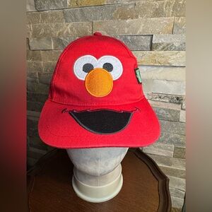 Sesame Street Elmo Red Cap 4-7 years olds, Boys and Girl's, adjustable back EUC